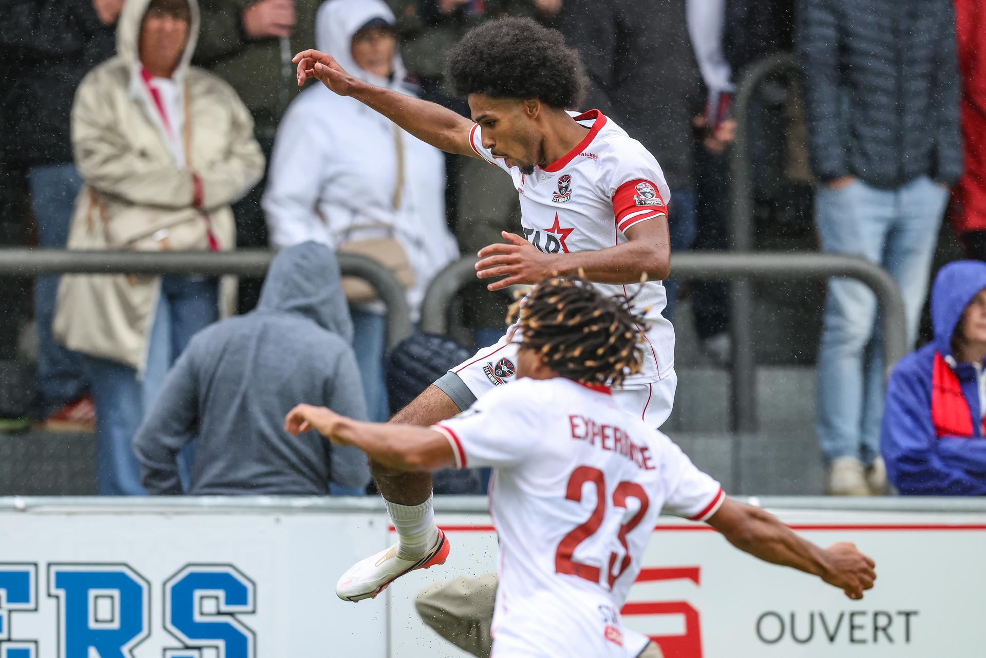 Dender's Malcolm Viltard celebrates after scoring during a soccer match between RFC Liège and FCV Dender EH, Saturday 29 August 2026 in Liège, on day 3 of the 2026-2027 'Challenger Pro League' 1B second division of the Belgian championship. BELGA PHOTO BRUNO FAHY
