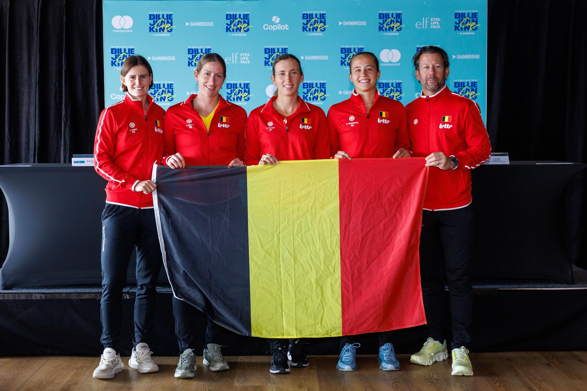 Belgian Greet Minnen, Belgian Magali Kempen, Belgian Elise Mertens, Belgian Hanne Vandewinkel and Belgian team captain Wim Fissette pictured during the draw for this weekend's tennis matches between Belgium and USA, in the qualifiers of the Billie Jean King Cup tennis, in Oostende, Belgium, on Thursday 09 April 2026. The meeting will take place on 10 and 11th April. PHOTO KURT DESPLENTER