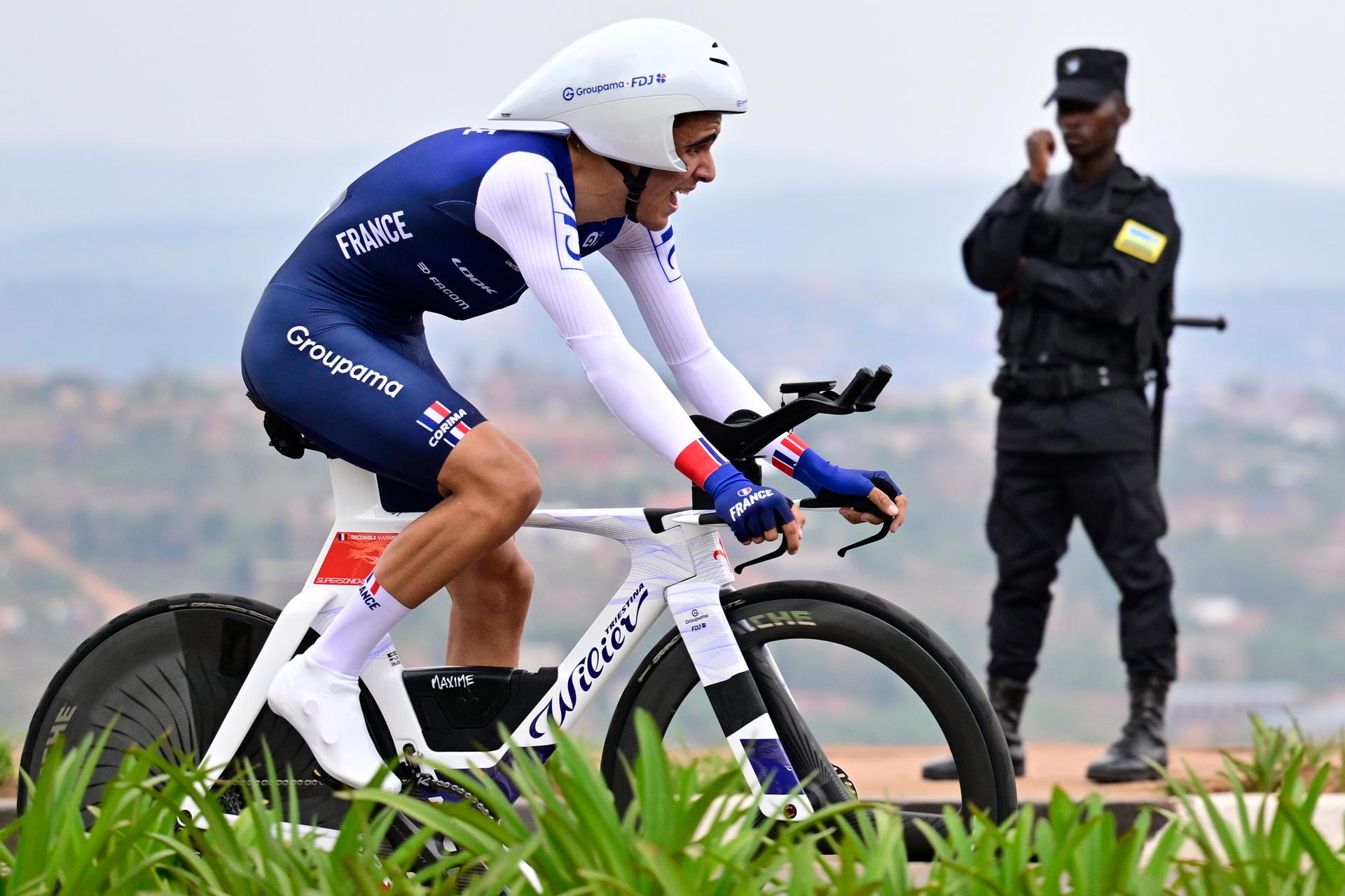 French Maxime Decomble pictured in action during the Men U23 Individual Time Trial race (31,2km) at the cycling road world championships, in Kigali, Rwanda, Monday 22 September 2025. The 2025 UCI Road World Championships take place from 21 to 28 September in Kigali, Rwanda. BELGA PHOTO DIRK WAEM